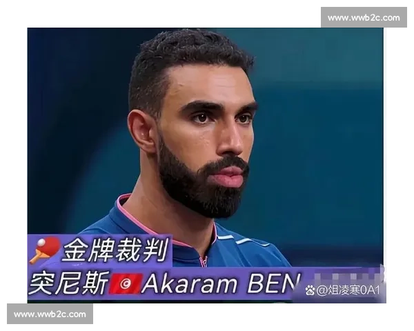 某国选手场上动作惹争议，裁判判罚引全场嘘声，公平何在